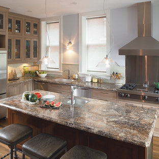Kitchen designs - Kitchen photo in Cincinnati