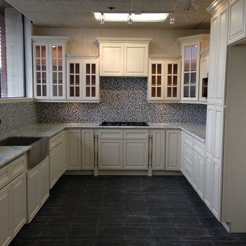 3D Model Antique White Glazed Maple Cabinets