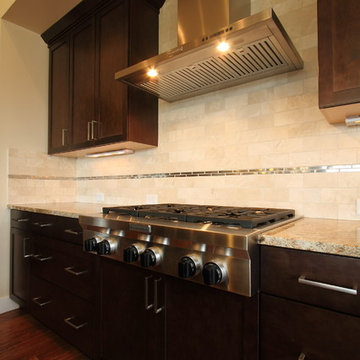 3x6 Travertine Backsplash with Metal Mosaic Accent in Englewood, CO
