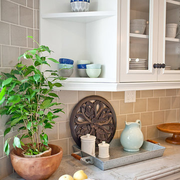 4x6 tiles in Sand Dune in a bright, airy coastal kitchen.