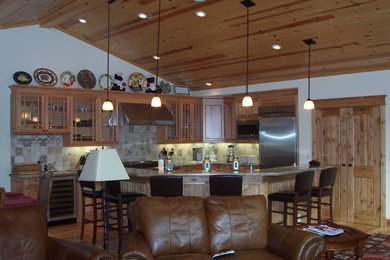 Example of an arts and crafts kitchen design in Sacramento