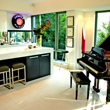 77 Macleay Street - every kitchen deserves a baby grand piano
