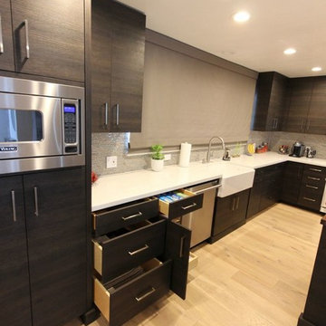 83 - Long Beach - Contemporary Modern Kitchen & Bathroom Remodel
