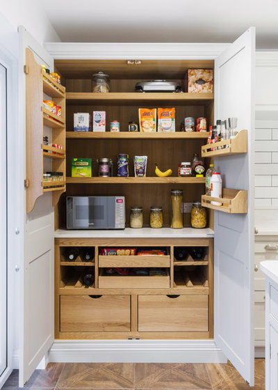 Do These 7 Things for an Organized Kitchen Pantry