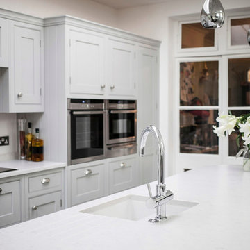 A Fresh & Contemporary Kitchen Design By Burlanes