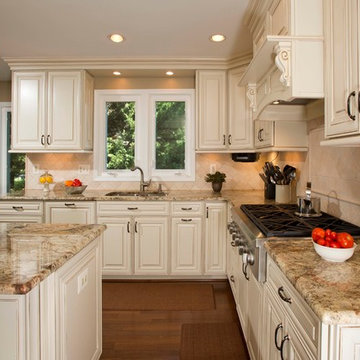 A Kitchen Designed for Family Gathering