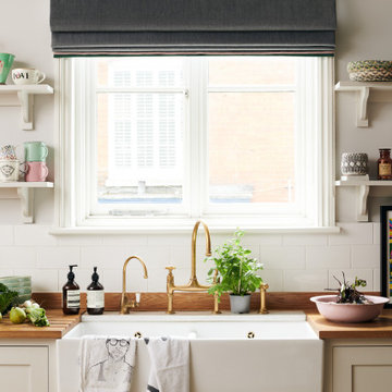 A Kitchen in Ditchling by deVOL