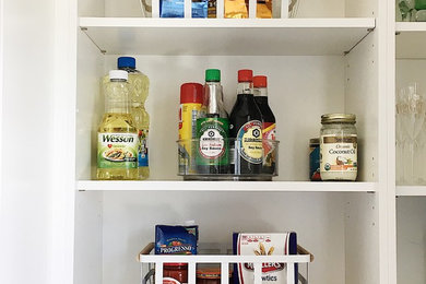 A NEAT Butler's Pantry