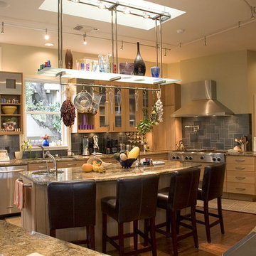 Aaronson Lake Home - Kitchen