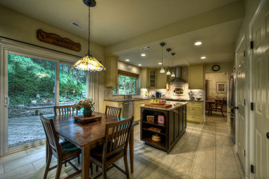 Example of a country kitchen design in DC Metro