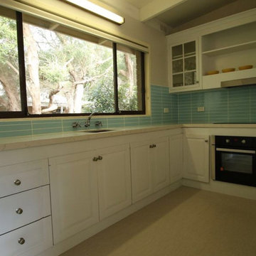 After. Kitchen. New Splashback, New Floor, Painted Cabinetry. Rye, Vic.
