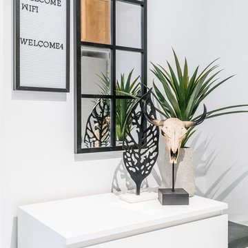 Airbnb Loft: Kitchen