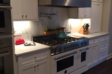 Large elegant kitchen photo in Raleigh