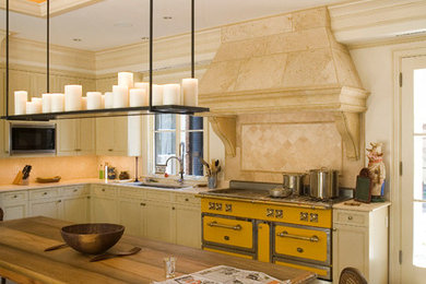 Inspiration for a classic kitchen in New Orleans with coloured appliances.
