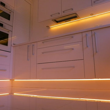 All white minimal kitchen