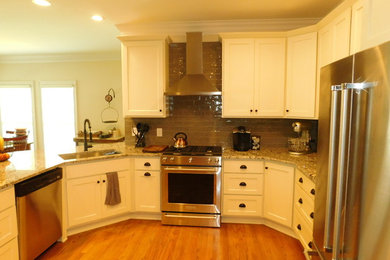 Photo of a traditional kitchen in Atlanta.