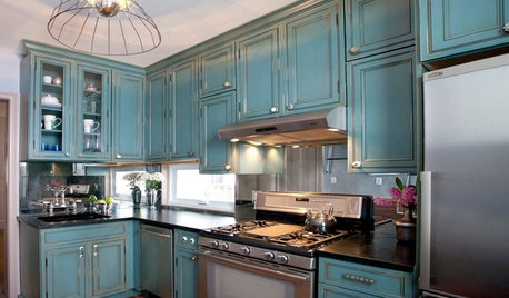 Kitchen of the Week: Turquoise Cabinets Snazz Up a Space-Savvy Eat-In