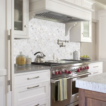 Amazing backsplash with Mother of pearl tile PEM0028