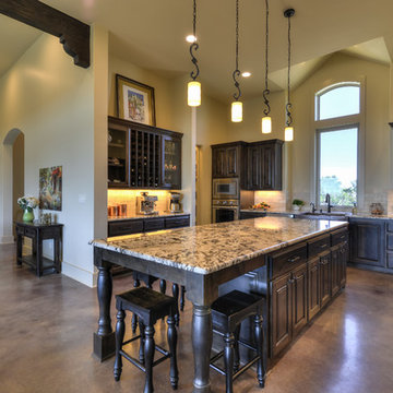 Amazing kitchen, open to family room