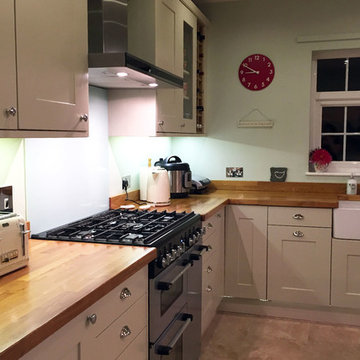 An Innova Stanbury Mussel Shaker Kitchen - Real Customer Kitchens