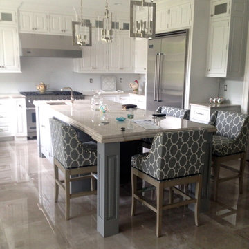 An OMG Kitchen/Breakfast Nook nestled in a hamlet 4o minutes from Manhattan