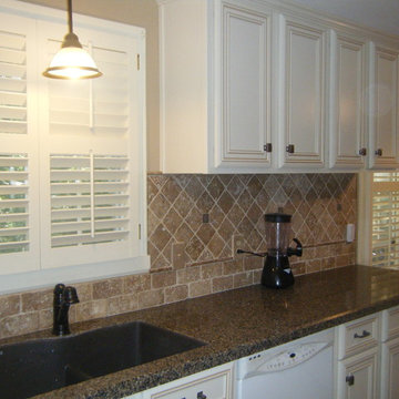 Another view of the cabinets that were added to the original plan. Refacing allo