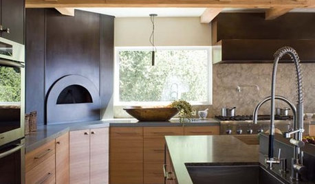 Kitchen Luxuries: The Wood-Fired Pizza Oven