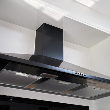 Approved Used Kitchen, Betta Living Modern Gloss, Rangemaster Oven