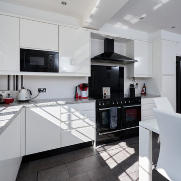 Approved Used Kitchen, Betta Living Modern Gloss, Rangemaster Oven
