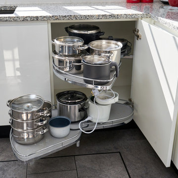 Approved Used Kitchen, Betta Living Modern Gloss, Rangemaster Oven