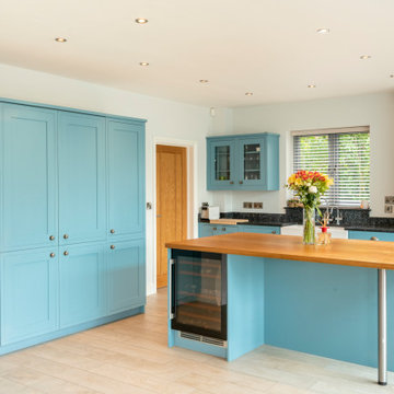Approved Used Kitchen, Large Shaker, NEFF/Fisher & Paykel Appliances
