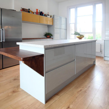 Approved Used Kitchen, Magnet Handleless Gloss, Siemens Appliances