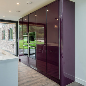 Approved Used Kitchen, Wren Handleless Modern Gloss