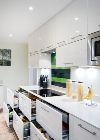 Contemporary Kitchen by Arcandbe Kitchens