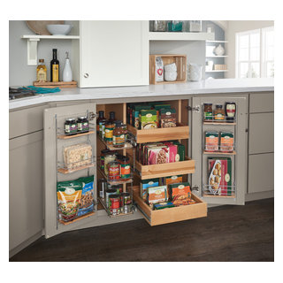 Base Pantry Pullout Cabinet - Aristokraft Cabinetry