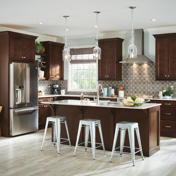 Aristokraft Cabinetry: Timeless Kitchen with Casual Dining Space