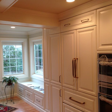 Arkleaf's Kitchen Remodeling and Crafting of White Kitchen at Clifton Park