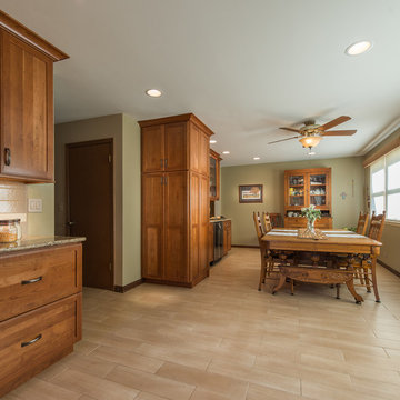 Arlington Heights Large Family Kitchen and Powder Room Remodels