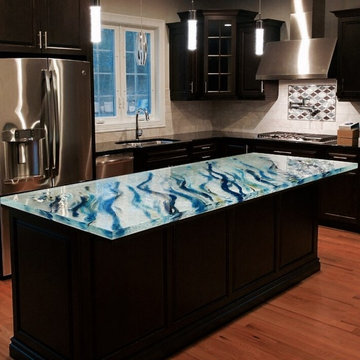 Artistic glass countertop by Glass artist Mailhot