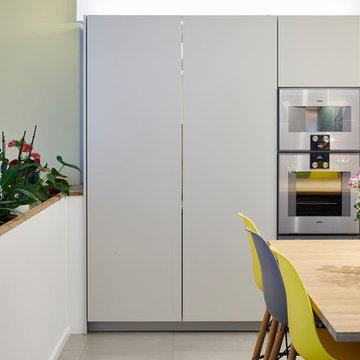 Artistic, Handleless Kitchen