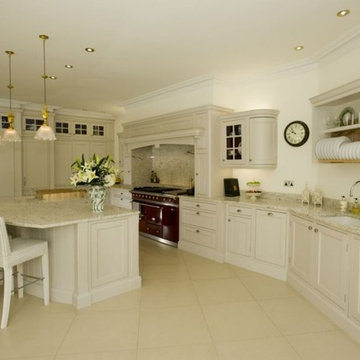 Ashurst In-frame shaker style kitchen