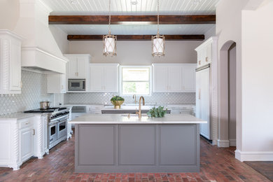 Inspiration for a kitchen remodel in Dallas