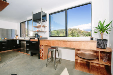 Photo of a contemporary kitchen in Dunedin.