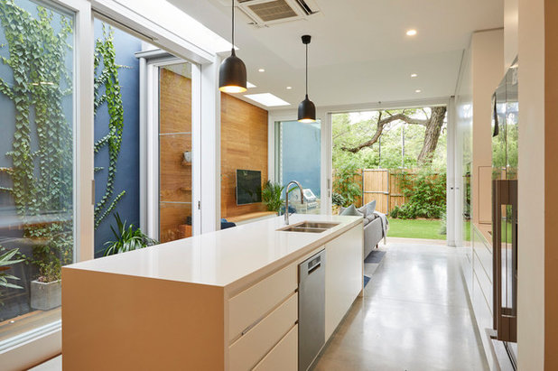 Contemporary Kitchen by Durant Building Design Management