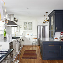 white kitchen, black or gray accents