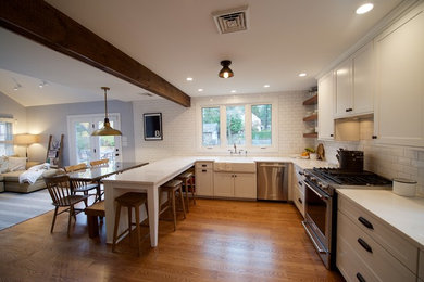 Inspiration for a farmhouse kitchen remodel in Philadelphia