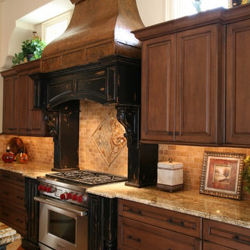 Baldwin Park Tradidtonal, featured in "Kitchens by Professional Designers"