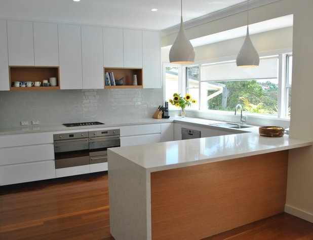 Contemporary Kitchen by Palomar Designs Pty Ltd