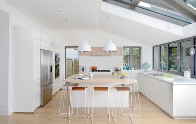 Houzz Tour: A Smart Extension Pours Light Into a Dark, Dated Home