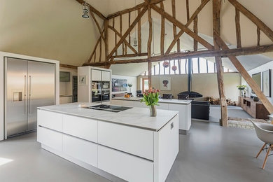 Inspiration for a large contemporary kitchen in Cambridgeshire.
